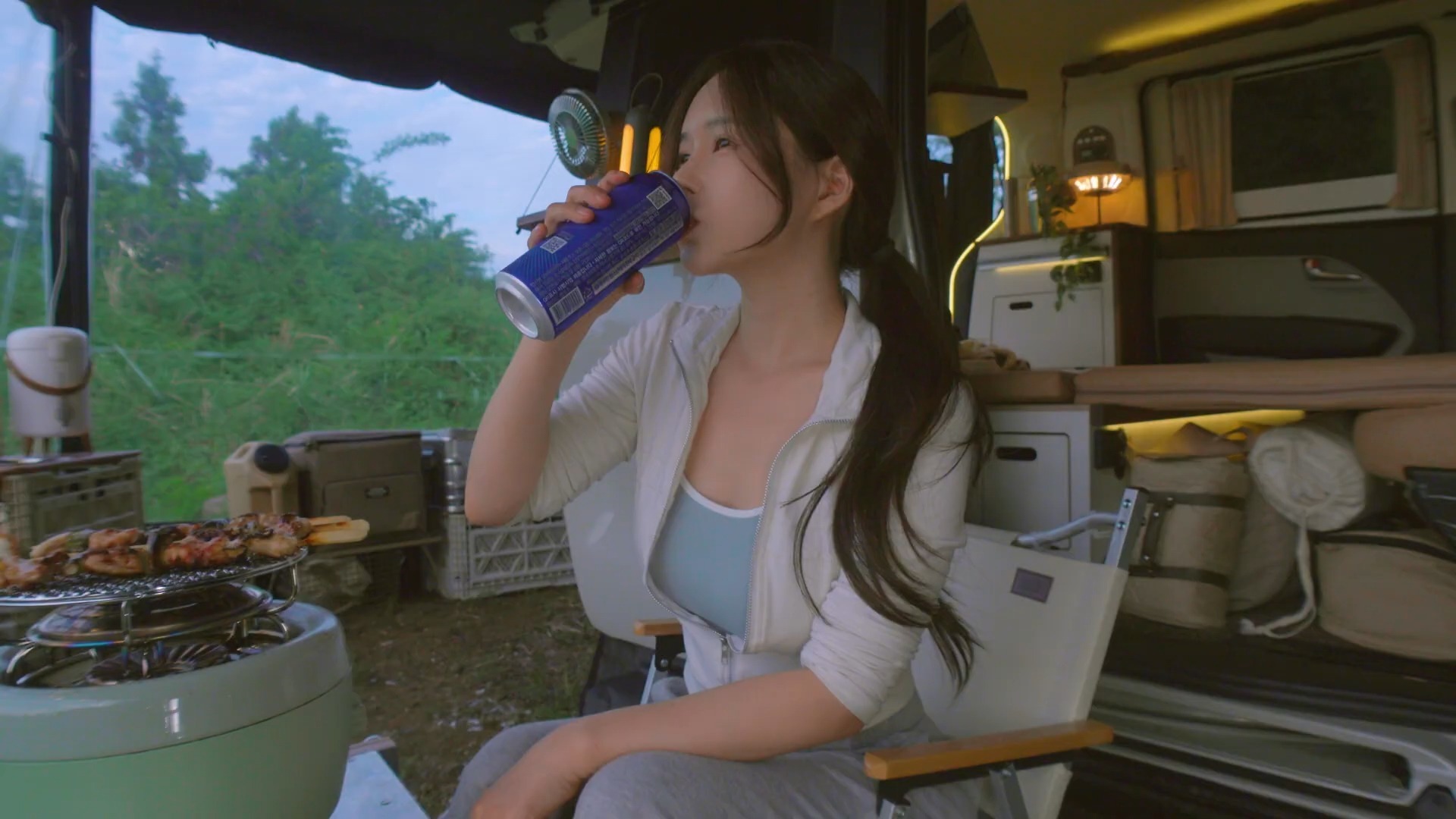 黄仁勋回应与雷军见面聊了啥